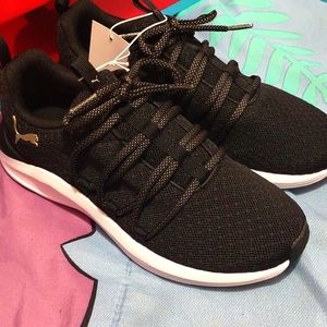 Puma size 6 for woman New